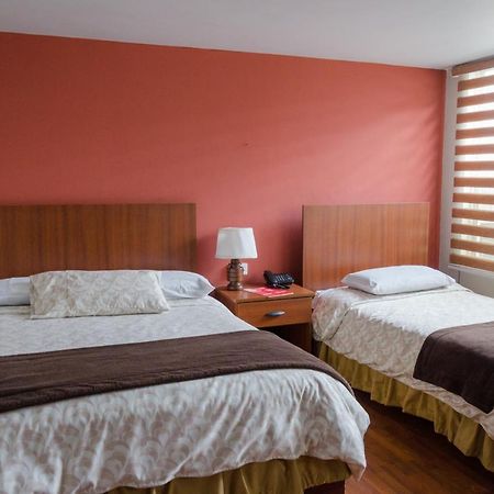 Hotel El Altar Riobamba Bagian luar foto