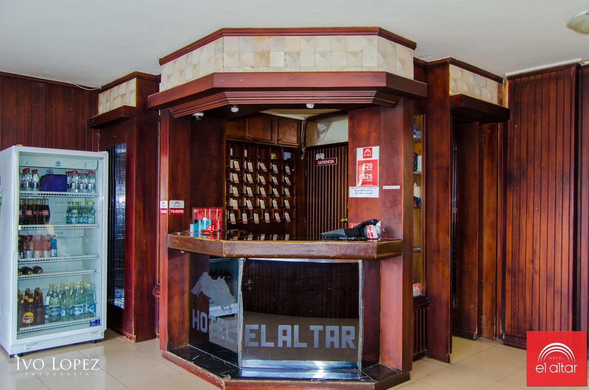 Hotel El Altar Riobamba Bagian luar foto